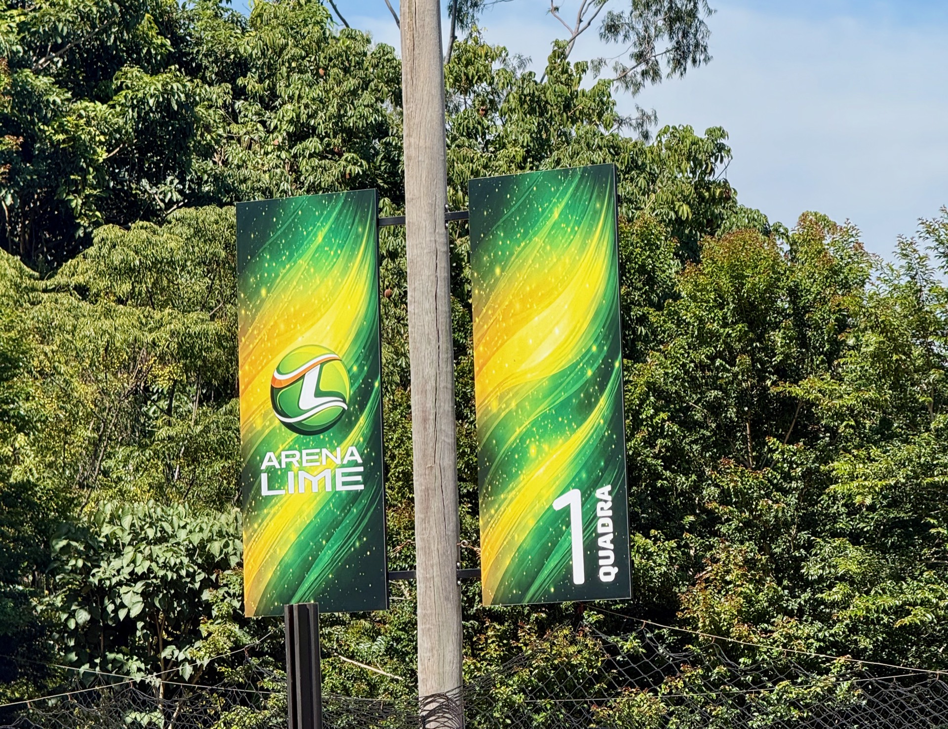 Quadra de beach tennis da Arena Lime